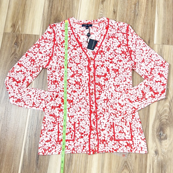 Burberry Floral Button Down Top - Picture 13 of 16